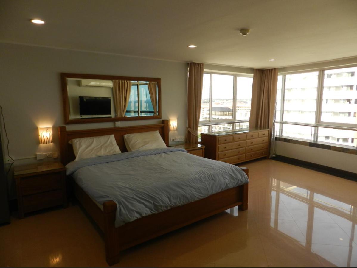 Jomtien Plaza Condotel Экстерьер фото