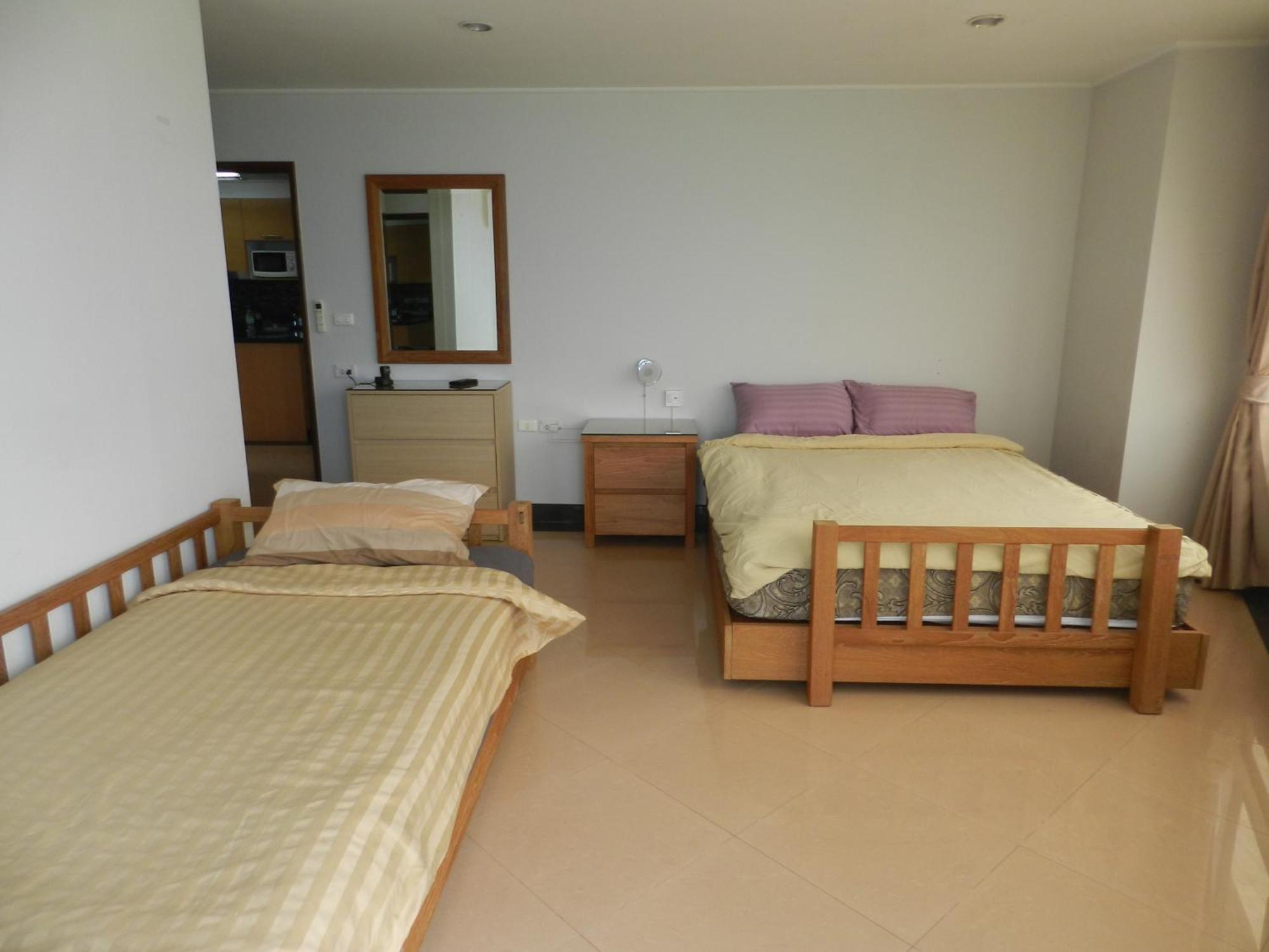 Jomtien Plaza Condotel Экстерьер фото