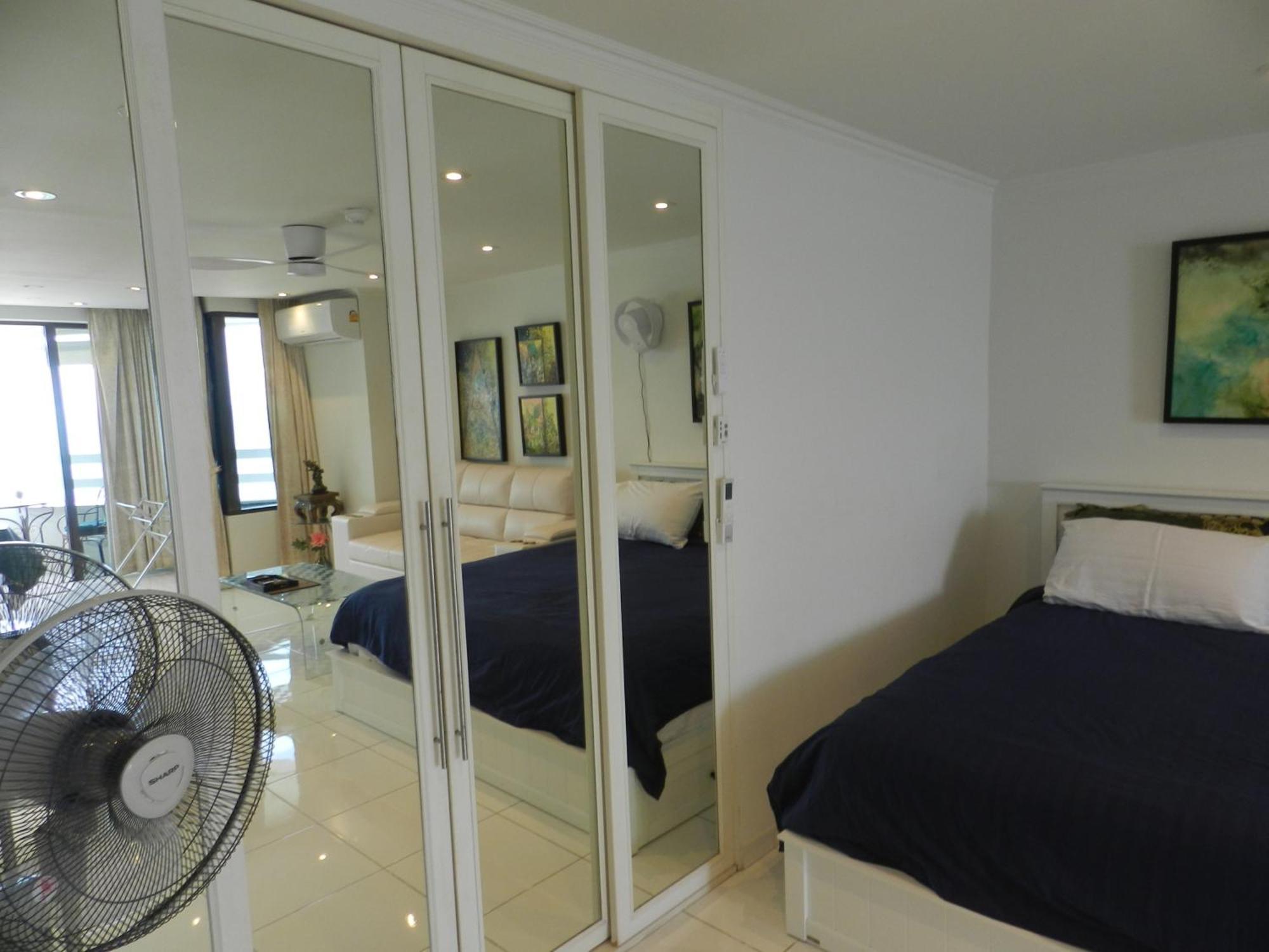 Jomtien Plaza Condotel Номер фото